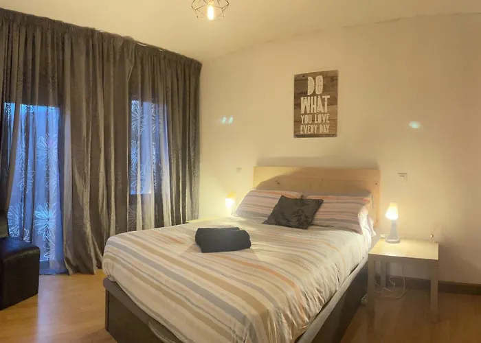 La Marquesa De Vallespin .patio.centro Ciudad. Ávila